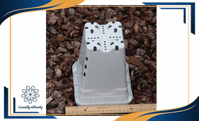 گلدان پلاستیکی سفید